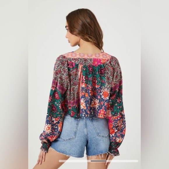 Forever 21 Patchwork Colorful Women's Bohemian CropTop NWT - Picture 4 of 8